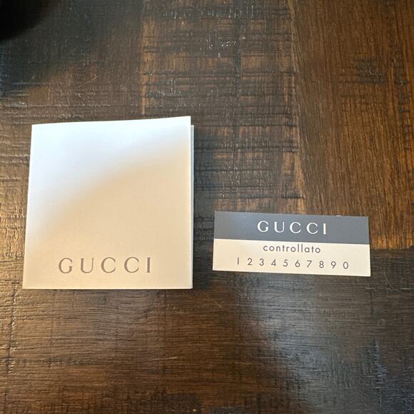 Gucci Black Pebbled Leather Hasler Horsebit Tote in Like New Condition - Picture 6 of 16